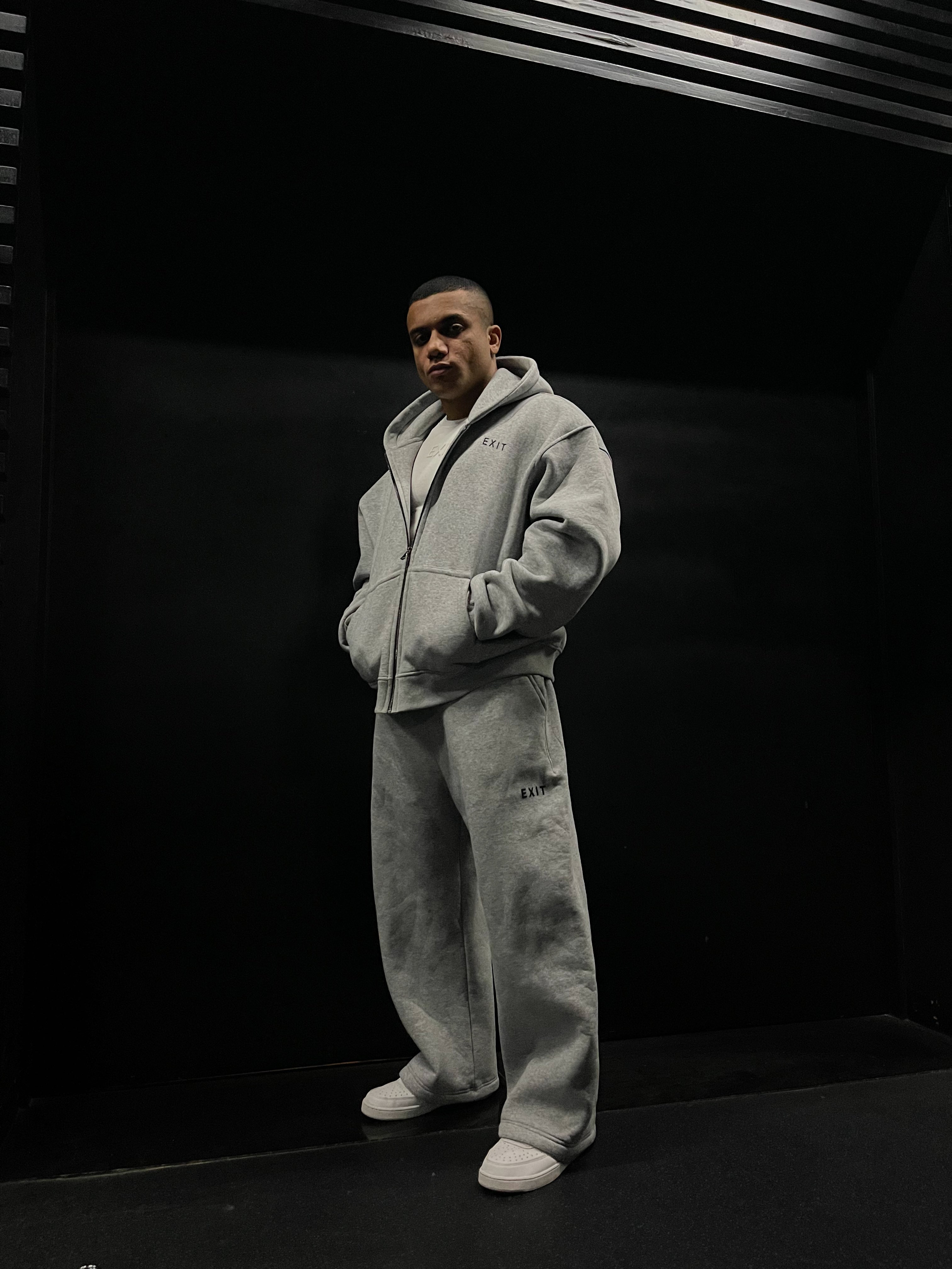 Box-Fit Zip Up Hoodie (Light Grey)